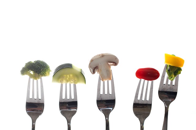 Hvordan laver man Broccolisalat med dressing? Find opskrift og mere info her